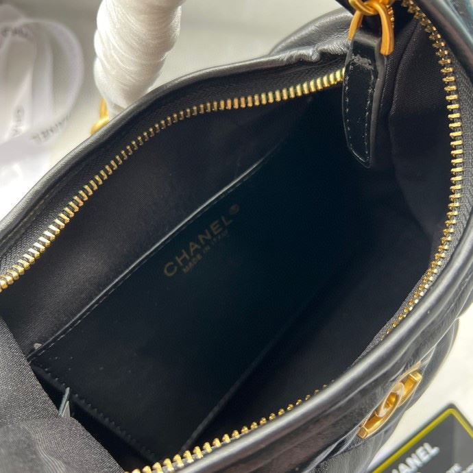 Ch**el hobo bags